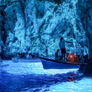 BLUE CAVE AND 5 ISLANDS TOUR