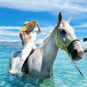 RIDING&SWIMMING WITH HORSES - ISLAND BRAČ