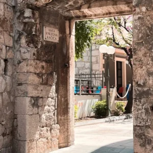 Eastern town gate (16th C.)