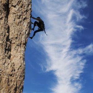 ROCK CLIMBING (BASIC LEVEL 3H)