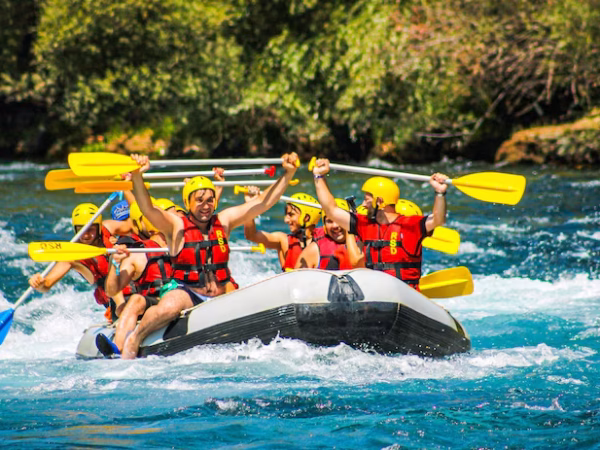 river-trending-33_1266756-1354